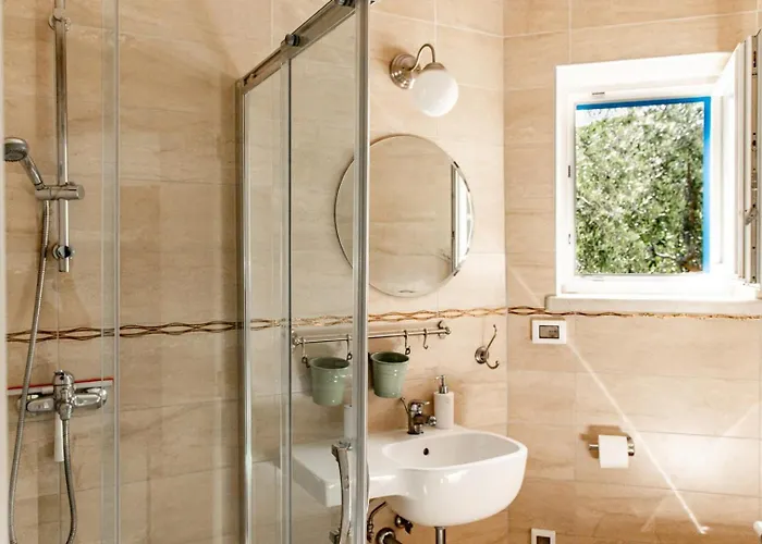 Torre I Villa Tar-Vabriga