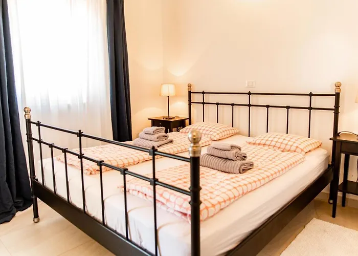 Torre I Villa Tar-Vabriga