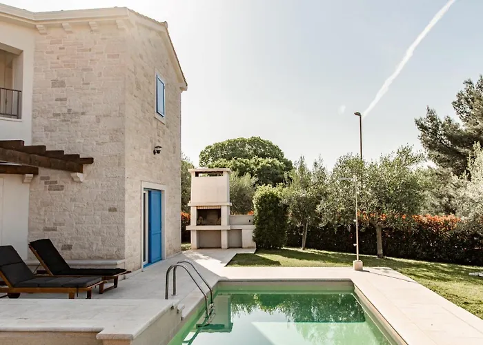 Torre I * Tar-Vabriga